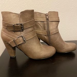 NWOT, heeled ankle boots, Size 8.5, Madden Girl